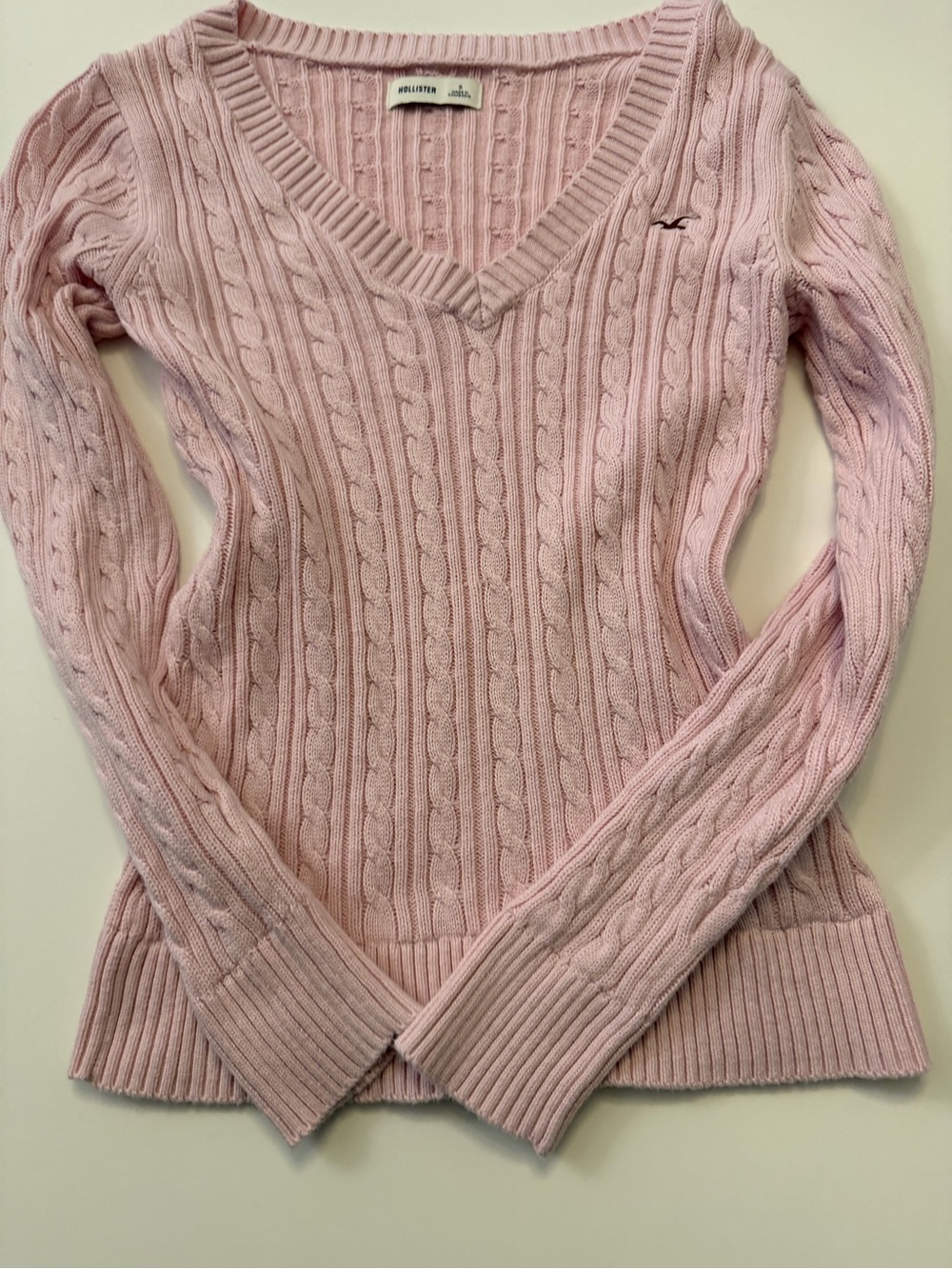 Hollister Women's Y2K Style V-Neck Sweater, Rosy Millennial Pink